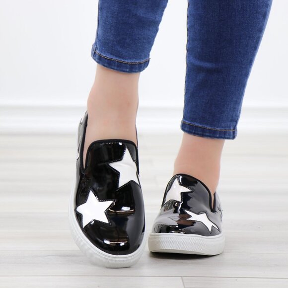 Black With White Stars Patent Sneakers Shoes - Picture 13 of 14